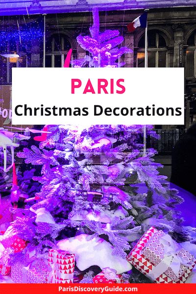 Christmas tree display in store window at BHV department store in Le Marais neighborhood in Paris Paris New Years Eve, Teal Christmas Decorations, Paris Christmas Market, Christmas Window Displays, Paris In November, Paris In December, Paris Attractions, Paris December, Paris Christmas