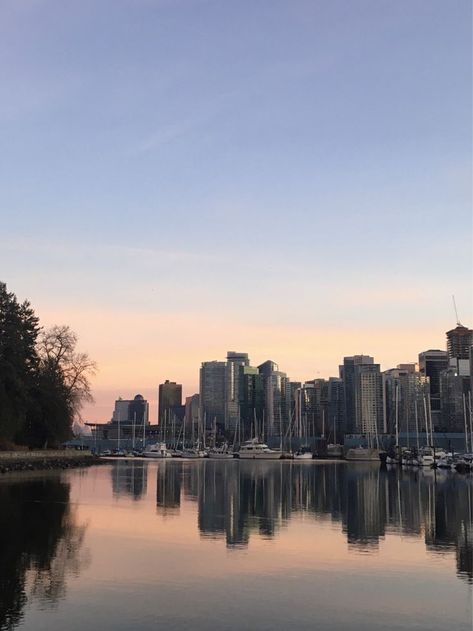 Canada Lifestyle, Vancouver Skyline, Vancouver City, Canada Photography, Moving To Canada, O Canada, Beautiful Aesthetic, Aesthetic Vibes, Dream City