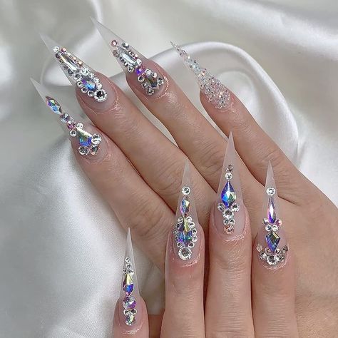 #nailarts #nails #nailart #nailartist #nailsofinstagram #nail #naildesigns #nailartaddict #gelnails #naildesign #nailstagram #nailartclub #nailartdesign #manicure #nailpolish #nailartwow #nailartlove #nailsoftheday #nailartdesigns #nailartaddicts #nailartofinstagram #nailstyle #nailartoohlala #nailsalon #nailartheaven #nailartjunkie #nailartoftheday #nailswag #nailporn #nailpro Jeweled Nails Rhinestones, Ongles Bling Bling, Acrylic Nails Design, Acrylic Nails Stiletto, Nail Gems, Solid Color Nails, Nail Jewels, Transparent Nails, Dope Nail Designs