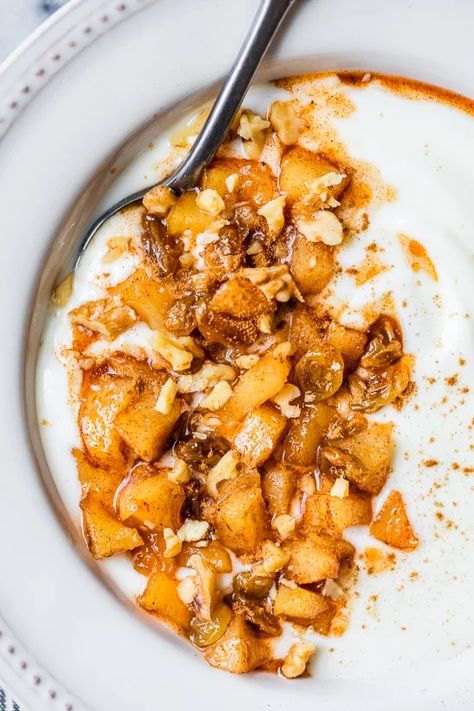 Cinnamon Apple Yogurt Bowls - Skinnytaste Skinnytaste Breakfast, 2023 Meals, Apple Yogurt, Yogurt Bowls, Cinnamon Breakfast, Paleo Desserts, Yogurt Bowl, Cinnamon Apple, Skinny Taste Recipes