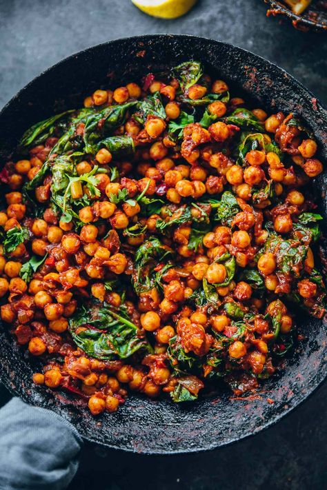 Moroccan Chickpeas - Cook Republic East Fall Recipes, African Brunch, Moroccan Chickpeas, African Curry, Moroccan Chickpea Salad, Marinated Chickpeas, Chickpea Mash, Moroccan Dinner, Spicy Chickpeas