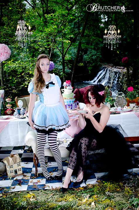 Alice in Wonderland photoshoot by Brutcher Photography Alice In Wonderland Photoshoot, Alice In Wonderland Photography, Wonderland Photoshoot, Photoshooting Ideas, Alice Costume, Steampunk Couture, Alice Tea Party, Casino Outfit, Alice In Wonderland Tea Party