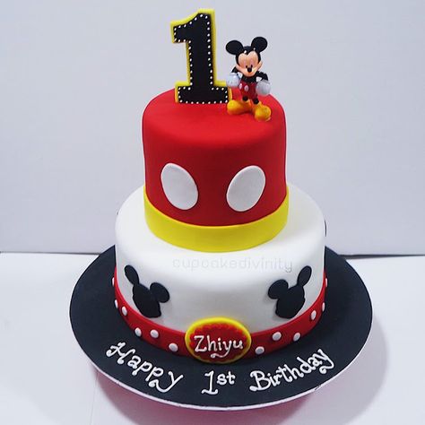 Mickey Mouse Cake 2 Tier, 2 Tier Birthday Cake, Mickey Birthday Cakes, Tier Birthday Cake, Γενέθλια Mickey Mouse, Mouse Birthday Cake, Mickey First Birthday, Mickey 1st Birthdays, Mickey Mouse Birthday Cake