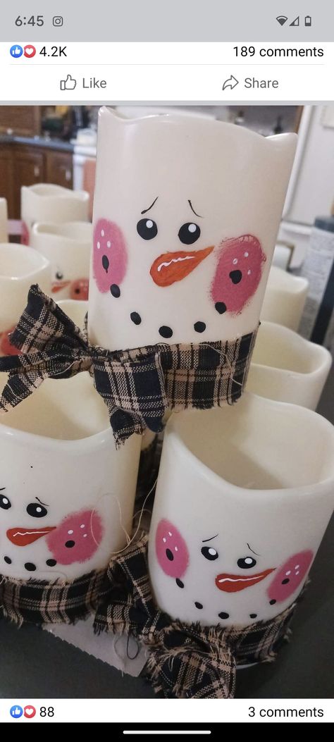 Dollar Store Christmas Crafts, Snowman Candle, Christmas Craft Fair, Fun Christmas Crafts, Crafts Decor, Candle Craft, Craft Show, Dollar Tree Diy Crafts, Diy Dollar Store Crafts