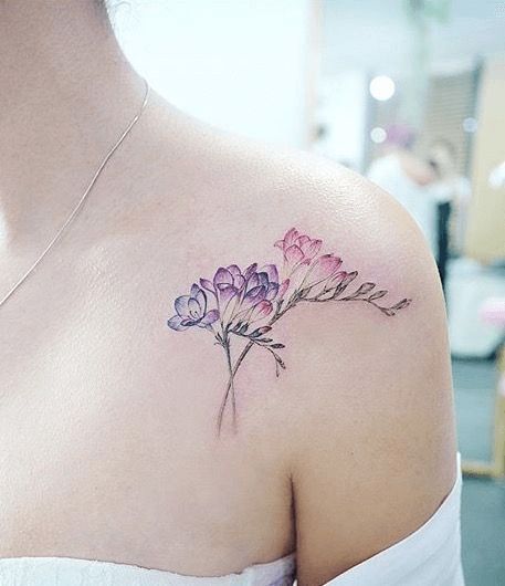 Fresia Flower Tattoo, Freesia Tattoo Design, Fresias Tattoo, Freesia Flower Tattoo, Freesia Tattoo, March Flower, Bloom Tattoo, Mum Tattoo, Daffodil Tattoo