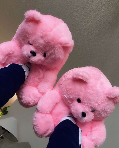 Fluffy Shoes, Cute Slides, Bear Slippers, Jordan Shoes Girls, Pink Teddy Bear, Cute Slippers, Pink Teddy, Shoes Sneakers Nike, Fresh Shoes