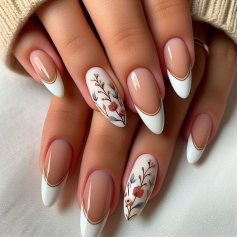 Simple Bridesmaid Nail Ideas, Acrylic Nail French Tip With Design, Subtle Floral Nails, Elegant Floral Nails, Fall Nails Floral, French Tips With Nail Art, Boho French Tip Nails, Sophisticated Nail Art, Cottage Core Nail Ideas