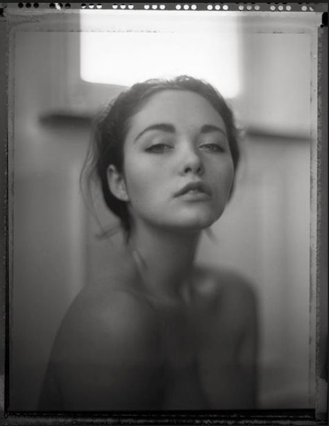 Aero Ektar lens Photography Artistique, Medium Format Photography, Large Format Photography, Photographs Ideas, Film Inspiration, Black And White Portraits, Portrait Inspiration, Artistic Photography, People Photography