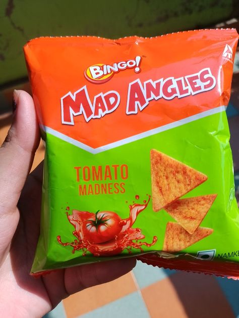 Mad angles bingo chips lays Snapchat food Chips Chat, Mad Angles, Biscuit Snacks, Chips Lays, Lays Chips, Bingo Chips, Apple Products, Cute Food, Mouth Watering