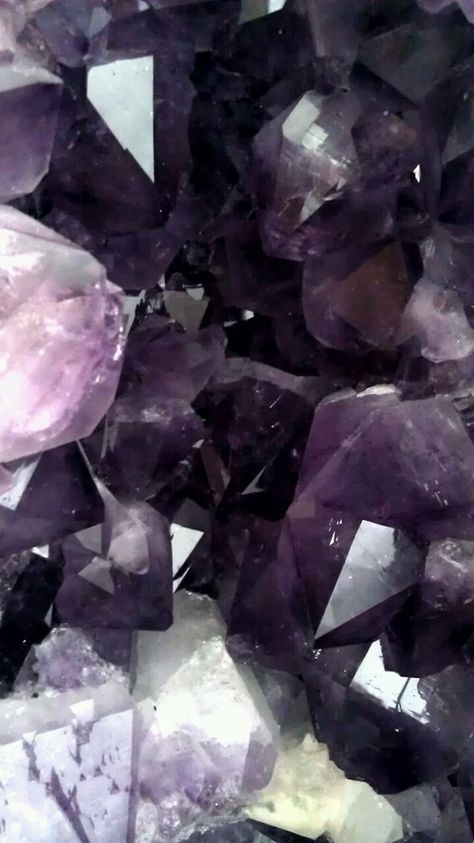 Dark Purple Crystals, Crystal Cabinets, John Berger, Dark Purple Aesthetic, Crystal Aesthetic, Amethyst Crystals, Deep Winter, Colour Ideas, Purple Reign