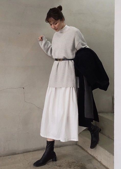 Dress And Outer Outfit, Black A Line Skirt Outfit Casual, Classic Beauty Outfits, Modest Outfit Winter, Modest Autumn Outfits Hijab, Cold Wedding Outfit Guest, Hijab Autumn Outfits, Autumn Outfits Hijab, 2024 Autumn Outfits Trends