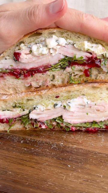 Fall Turkey Sandwiches, Herbed Mayo, Cranberry Turkey Sandwich, Cranberry Mayo, Turkey Sandwich Thanksgiving, Dried Cranberry, Turkey Sandwich, Cranberry Chutney, Meat Sandwich