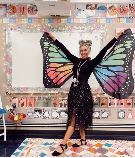 Diy Butterfly Costume, School Halloween Costumes, Butterfly Halloween Costume, Costumes For Work, Halloween Costumes For Work, Teacher Halloween Costumes, Teacher Costumes, Classy Halloween Costumes, Fairy Halloween Costumes