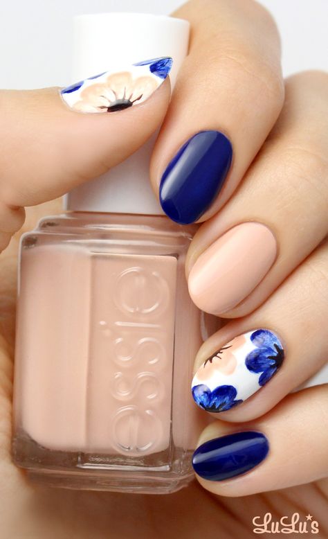 Nude and Navy Blue Floral Nail Tutorial ~ we ❤ this! moncheriprom.com #promnaildesigns Floral Nails Tutorial, Nail Art Designs Summer, Trendy Nail Art, Fall Nail Art, Nail Polish Designs, Nail Designs Spring, Floral Nails, Fancy Nails, Creative Nails