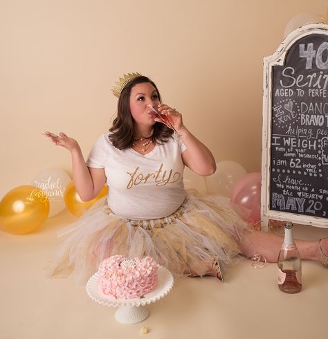 Adult Cake Smash Photo Shoot Better Than The Original Adult Cake Smash, Funny Photos Ideas, Cake Photoshoot, Cake Smash Pictures, 40 And Fabulous, 40th Birthday Cakes, Smash Cake Photoshoot, 35th Birthday, Cake Smash Photos