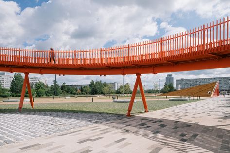 Gallery of Azatlyk, Central Square of Naberezhnye Chelny / DROM - 4 Blue Spruce Tree, Paving Pattern, Public Square, Central Square, Landscape Architecture Design, Urban Furniture, Pedestrian Bridge, Bridge Design, Urban Spaces