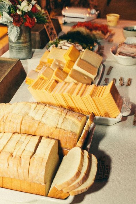 Organize a grilled cheese party at your wedding. Interactive, fun and delicious. Hunter Ryan Photo. Cheese Station, Grilled Cheese Party, Chicken Avacado, Grilled Cheese Bar, Mozzarella Prosciutto, Cheese Night, Soup Bar, Wedding Buffet Food, Wedding Food Stations