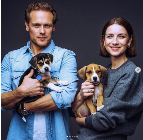 Playing With Puppies, Sam Hall, Laura Donnelly, Terry Dresbach, Billy Boyd, Richard Rankin, Outlander Quotes, Jamie Fraser Sam Heughan, Sam Heughan Caitriona Balfe