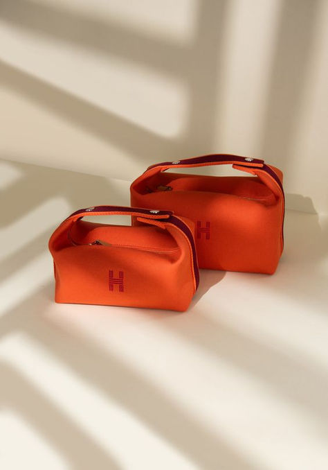 Hermes Bride A Brac, Hermes Pouch, Hanging Cosmetic Bag, Family Bag, Cosmetic Bag Organization, Luxury Bags Collection, Luxury Cosmetics, Bag Organizer, Toiletry Bag Travel