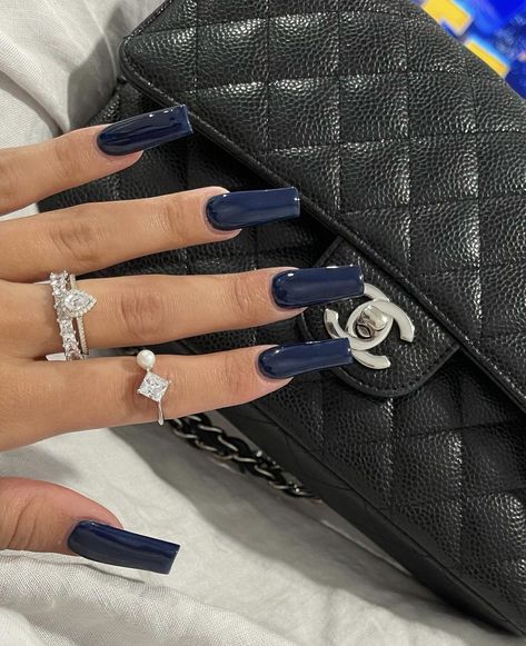 Evie Grimhilde, Blue Prom Nails, Blue Coffin Nails, Royal Blue Nails, Dark Blue Nails, Navy Nails, Navy Blue Nails, Green Acrylic Nails, Long Square Nails