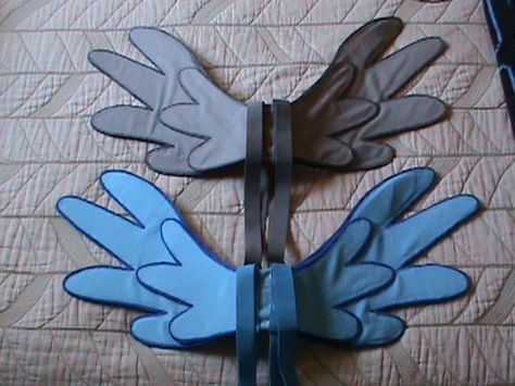 Rainbowdash and Derpy cosplay wings by NeonRedWings Derpy Hooves Cosplay, Derpy Cosplay, Hooves Cosplay, Twilight Sparkle Costume, How To Make Wings, Mlp References, Ikea Cat, Pony Costume, Fursuit Ideas