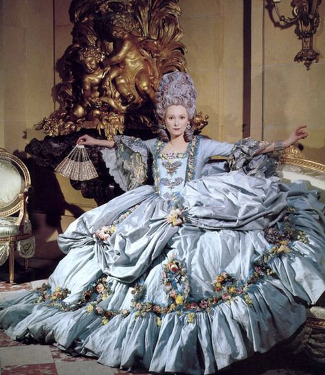 Marie Antoinette Dresses, Southern Belle Dress, Antoinette Dress, Rococo Fashion, Century Dress, 18th Century Fashion, Vogue Us, Belle Dress, Tilda Swinton