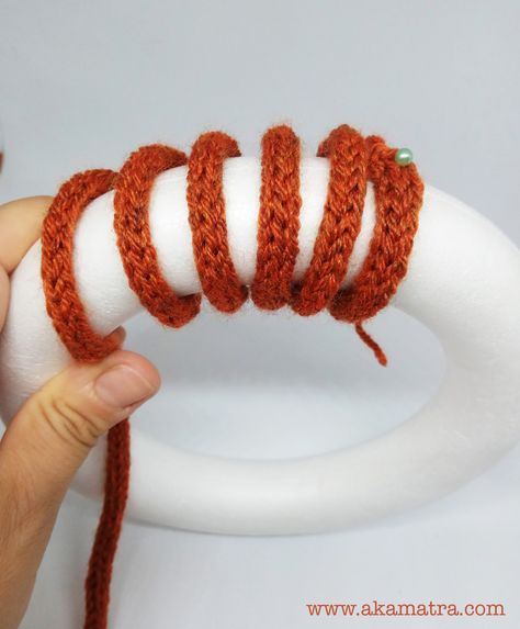 French knitting projects you'll actually want to make - Akamatra Knitting Dolly Ideas, French Knitting Christmas Tree, Things To Make With French Knitting, Knitting Nancy Projects, I Cord Christmas Ornaments, French Knitting Projects Ideas, Spool Knitting Projects, Icord Knitting Projects, French Knitting Ideas