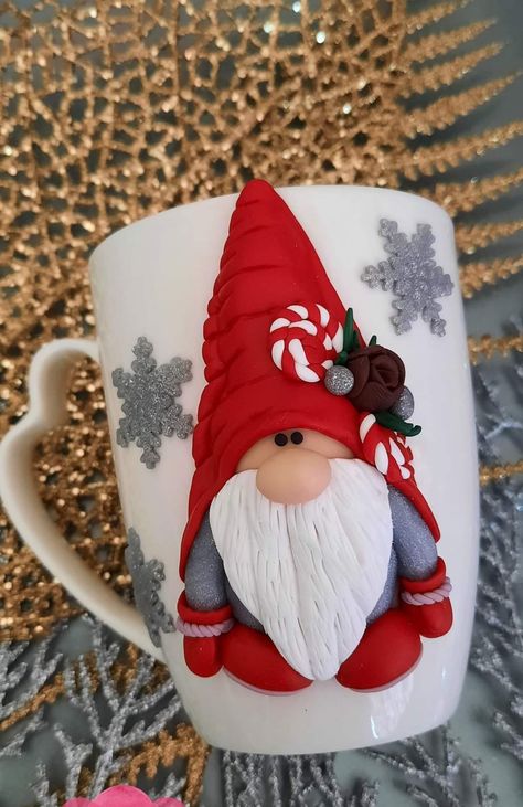 Gnome polymer clay mug Polymer Clay Mug, Christmas Clay Mug, Polymer Clay Christmas Mugs, Polymer Clay Christmas Mug, Mugs With Polymer Clay, Polymer Clay Cup Christmas, Gnome Clay Project, Christmas Mug Polymer Clay, Gnome Ceramic Mug