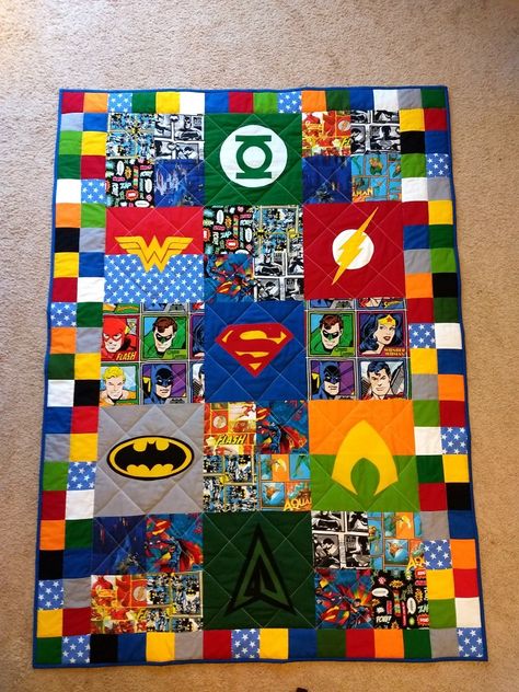 Marvel Quilts Ideas, Marvel Quilt, Superhero Quilt, Rag Blanket, Patchwork Baby Blanket, Kids Quilts, Patchwork Baby, Blanket Quilt, Crochet Quilt