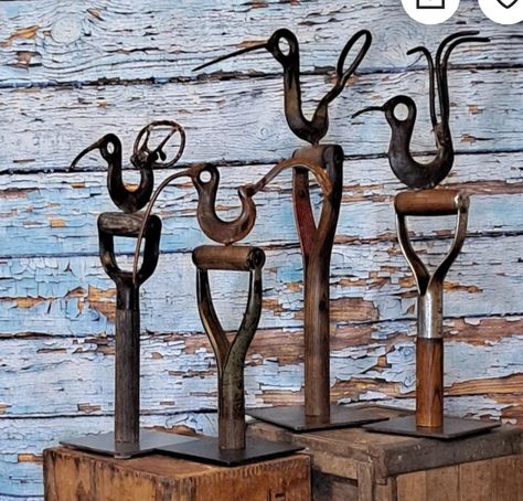 Welding Idea, Reclaimed Art, Sculpture Bird, Welding Crafts, Welding Shop, Recycled Metal Art, Workshop Garage, Scrap Art, Welding Art Projects