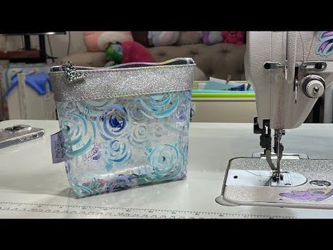 Super Quick Clear Vinyl Pouch! - YouTube Vinyl Purse Diy, Zipper Pouch With Vinyl Window, Clear Messenger Bag, Sewing Clear Vinyl Bags, Diy Vinyl Pouch, Vinyl Bag Diy, Sewing Vinyl Projects, Vinyl Pouches Diy, Vinyl Bags Diy Zipper Pouch