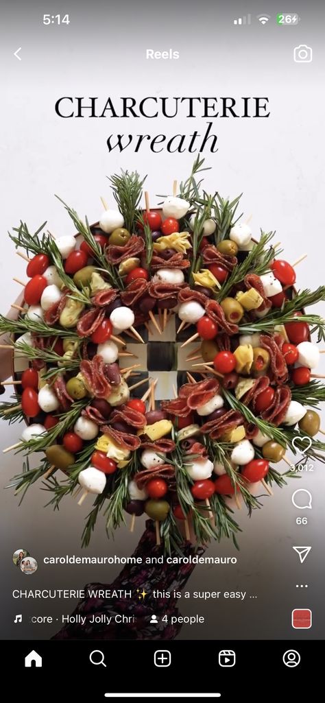 Weight Watchers Appetizers, Skewer Appetizers, 25 Days Of Christmas, Christmas Appetizers, Perfect Appetizers, Xmas Party, French Fries, Holly Jolly, Appetizers Easy