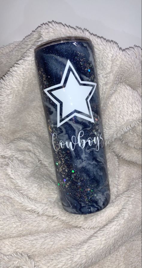 Dallas Cowboy Tumbler Ideas, Dallas Cowboys Tumbler, Cowboys Tumbler, Tumbler Inspiration, Epoxy Cups, Epoxy Tumbler, Glitter Tumbler Cups, Glitter Tumblers, Custom Tumbler Cups