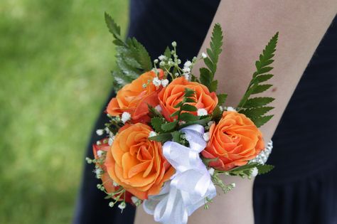 Orange And White Corsage And Boutonniere, Orange Prom Flowers, Orange Corsage And Boutonniere, Orange Corsage, Navy Prom Dress, Prom Flowers Corsage, White Corsage, Hoco 2024, Homecoming Suits