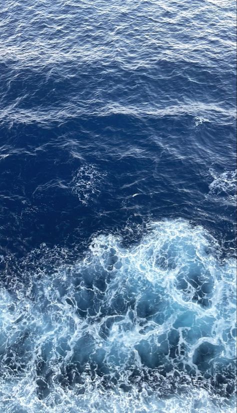 Blue Ocean Wallpaper Aesthetic, Navy Blue Ocean Wallpaper, Ocean Blue Aesthetic Images, Royal Blue Ocean Aesthetic, Blue Feeds, Pretty Water, Deep Blue Ocean Aesthetic, Ocean Eyes, Water Aesthetic