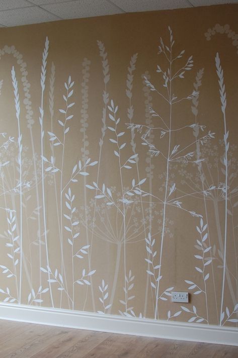 Meadow Room Theme, Easy Room Murals, Painting On Wall Ideas Creative, Rustic Mural, Easy Mural Ideas, Meadow Mural, Meadow Bedroom, Painted Wall Mural, Leaf Mural