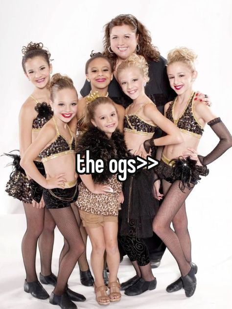 whos your favorite dance moms girl?||owner 2💌 Dance Moms Jojo, Dance Moms Pyramid, Moms Girl, Dance Moms Dancers, Barbie Funny, Dance Moms, Season 1, Dancer, Funny