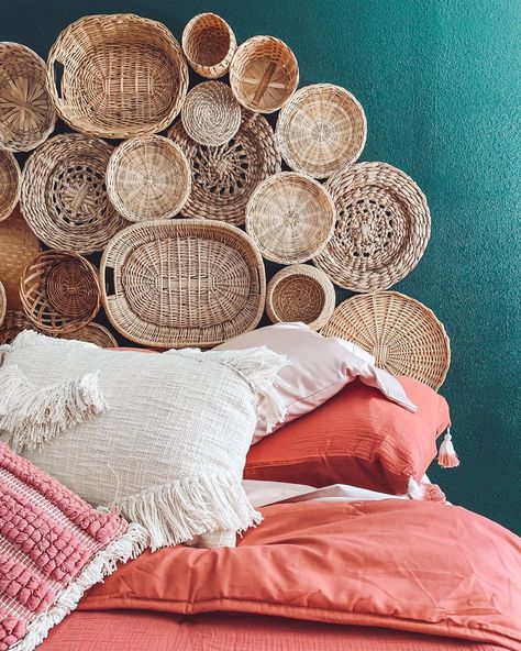 Basket Walls, Headboard Alternative, Summer Wall Decor, Bedroom Turquoise, Moroccan Bedroom, Basket Wall Decor, Diy Headboard, Boho Room, Moroccan Decor