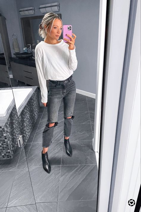 Black Pointed Ankle Boots Outfit, Pointed Black Boots Outfit, Pointed Ankle Boots Outfit, Black Pointy Boots Outfit, Cowboy Ankle Boots Outfit, Pointy Boots Outfit, Black Boots Ankle, Cowgirl Boots Outfit, Pointy Boots