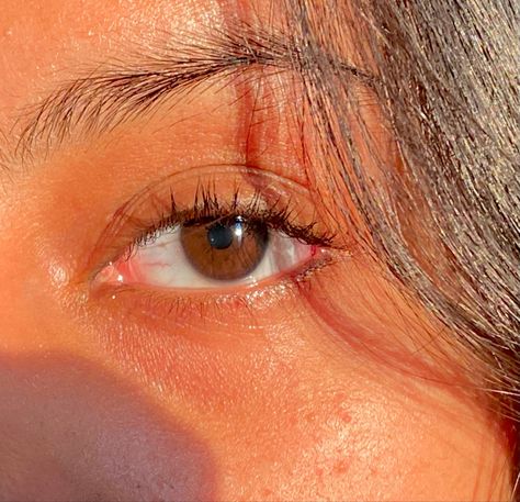 Sunlight Pictures Selfie, Aesthetic Sunkissed Pictures, Girls Eye Dp, Indian Eyes, Eye Pictures, Indie Drawings, Photos Of Eyes, Cute Tumblr Pictures, Eye Photography