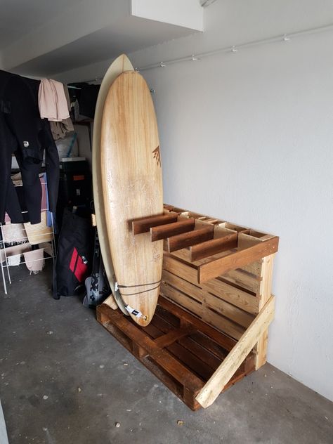 Made from pallets Diy Surf Rack, Diy Surfboard, Surf Rack, Surfboard Rack, Made From Pallets, Surfboard, Surfing, Foil, Outdoor Furniture