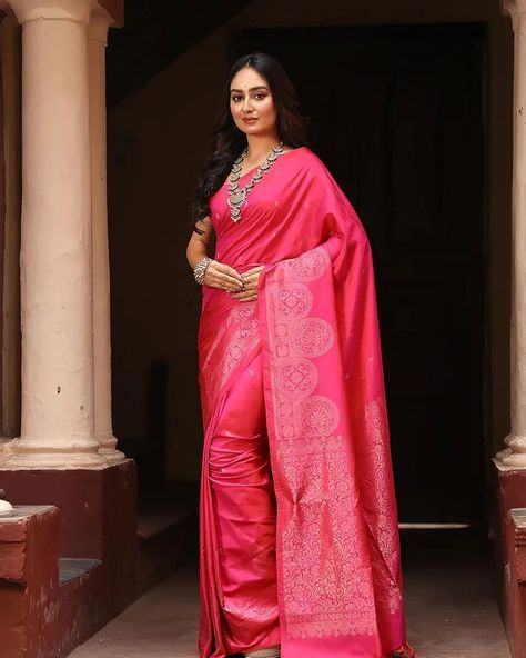 Handloom Hot Pink Pure Silk Kanchi Contemporary Saree . . Shop Now: www.mohifashion.com . . . . . . . . #kanjivaram #kanjivaramsaree #kanjivaramsilksaree #kanjivaramsilk #kanjivaramsarees #kanjivaramsilk #kanjivaramsilks #kanjivaramlooms #handloom #handloomsaree #handloomsareelove #handloomsareestore #banarasisaree #banarasi #banarasisilk #saree #sareelove #sareefashion #kanjivaramsaree #ashadam #ashadamsale Contemporary Saree, Indian Wear, Pure Silk, Hot Pink, Wedding Dresses, Shop Now, Saree, Silk, Pink