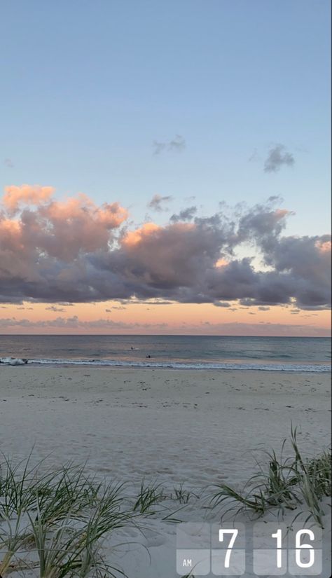 Early Morning Beach Aesthetic, Romanticizing Summer, Early Morning Beach, Swim Aesthetic, Early Morning Sunrise, Morning Swim, Morning Beach, Pretty Views, Salt Air