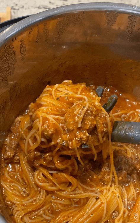 Spaghetti in the Pressure Cooker Rice Cooker Spaghetti, Pasta In Pressure Cooker, Pressure Cooker Spaghetti Sauce, Pressure Cook Spaghetti Squash, Spaghetti In Pressure Cooker, Pampered Chef Quick Cooker, Pressure Cooker Spaghetti, Cooking Spaghetti, Pampered Chef Consultant