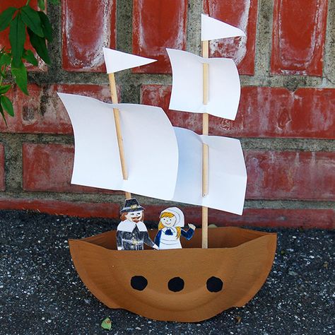 Mayflower or Pirate Ship | Kids' Crafts | Fun Craft Ideas | FirstPalette.com Mayflower Crafts For Kids, Mayflower Crafts, Boat Craft Kids, Mayflower Craft, Pirate Ship Craft, Homemade Pirate Costumes, Pirate Crafts, Boat Crafts, Fun Summer Crafts