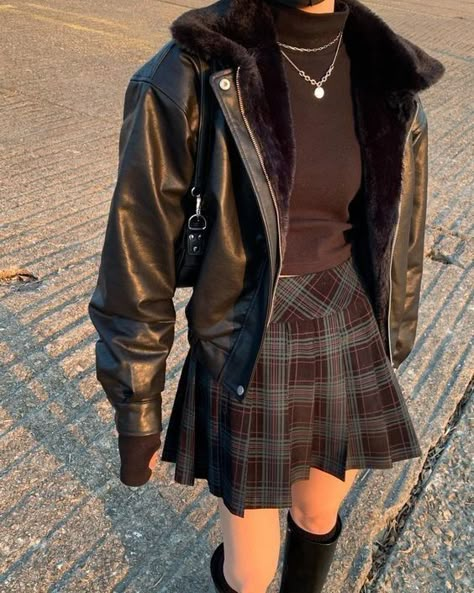 Academia Winter Outfit, Brown Academia, Tory Vega, Academia Aesthetic Outfit, Label M, Zodiac Academy, Fur Leather Jacket, Alt Outfits, Leather Jacket Outfits