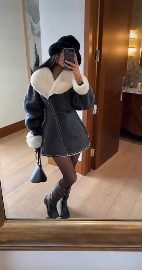 End Of Fall, Setting The Table, Outfit 2023, Trendy Outfit Ideas, Winter Fashion Outfits Casual, Jenner Outfits, Christmas Style, One Clothing, Mode Inspo