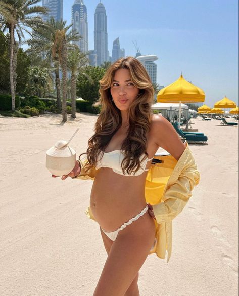 Babymoon Pictures, Babymoon Photos, Female Samurai, Happy Pregnancy, Negin Mirsalehi, Third Trimester, Babymoon, Future Lifestyle, Maternity Swimwear