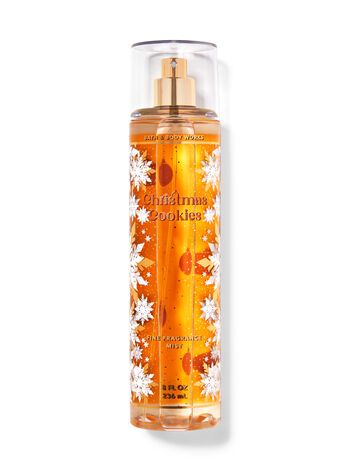 Bath And Body Works Christmas, Bath Body Works Christmas, Bath N Body Works, Perfume Body Spray, Bath And Body Work, Fine Fragrance Mist, Christmas Scents, Bath And Body Care, Best Fragrances