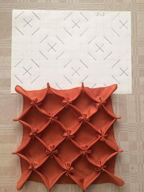 Matrix Design, Smocking Pattern, Simpul Makrame, Canadian Smocking, Smocking Tutorial, Projek Menjahit, Smocking Patterns, Fabric Origami, Costura Diy